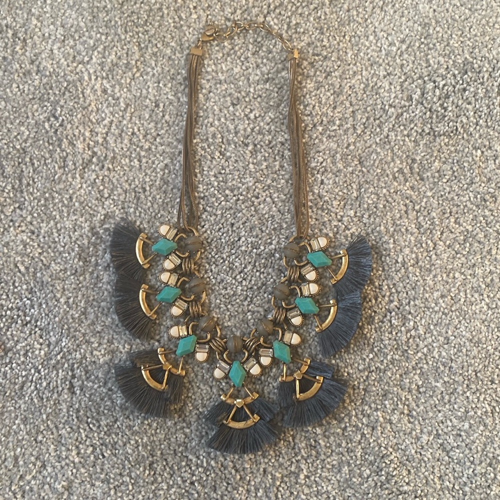Stella & Dot fringe necklace